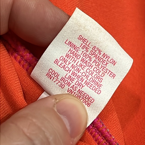 Colorful heart, print, pink bikini, top size medium - Picture 5 of 7